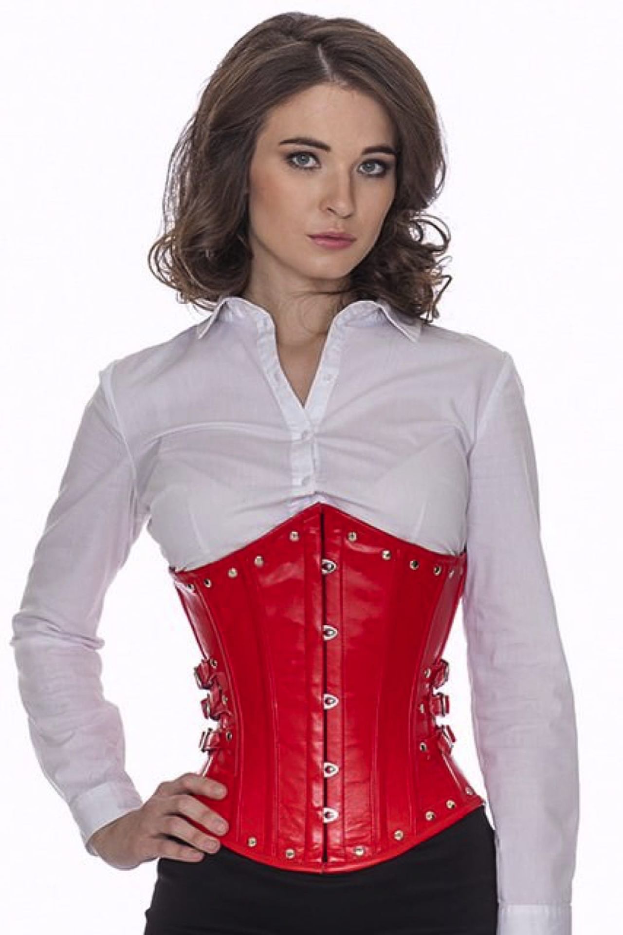 Corse rojo cuero bajo pecho con tachuelas y hebillas corset lg23