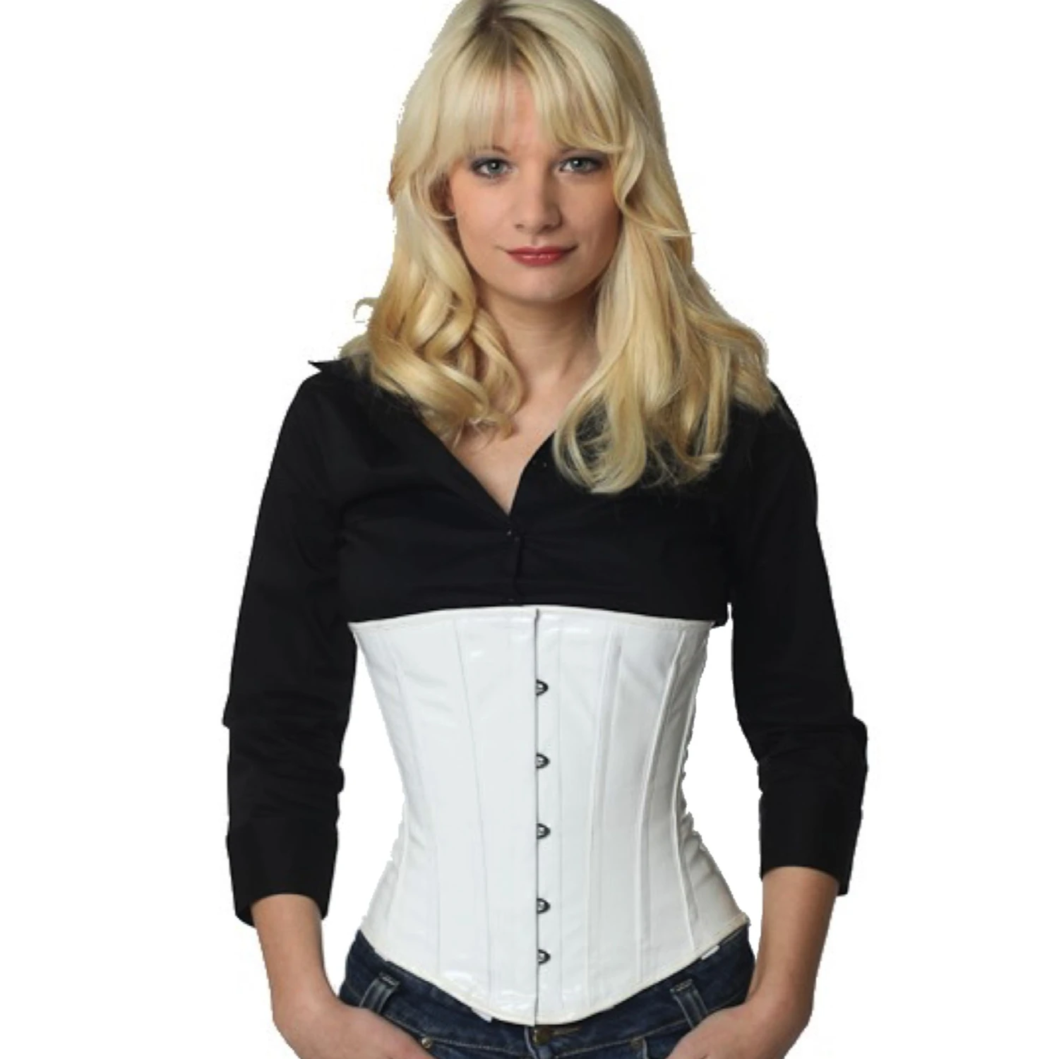 Lackkorsett Unterbrustkorsett Weiß mit Edelstahl-Korsettstangen Modell trägt ein klassisches Lack-Unterbrustkorsett in weiß mit Innenfutter aus Baumwolle