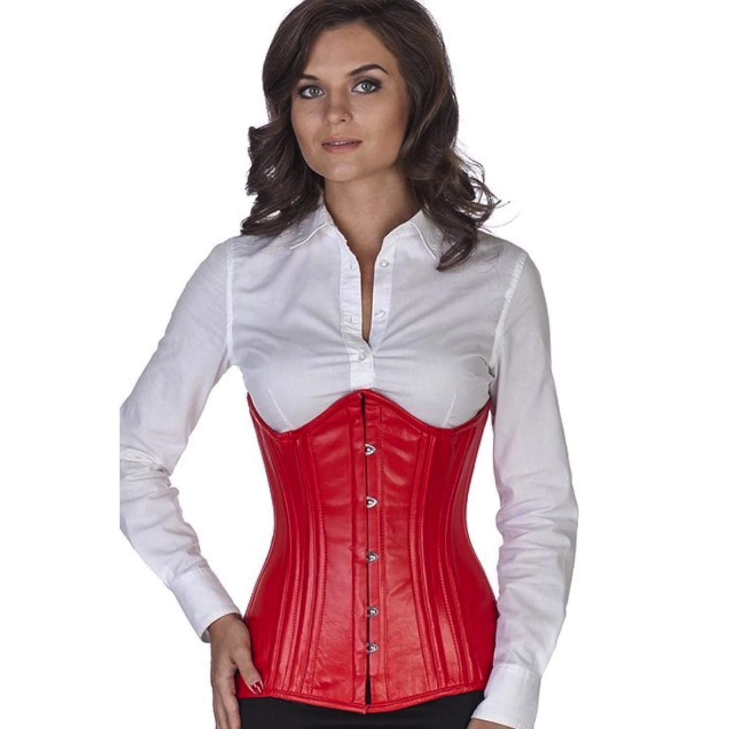 Espartilho corpete vermelho de couro sob o busto longo ln23 Modelo vestindo o corset sob o busto de couro curvado em vermelho. Corset de amarração autêntico para redução de cintura de até 10 cm, vista frontal.
