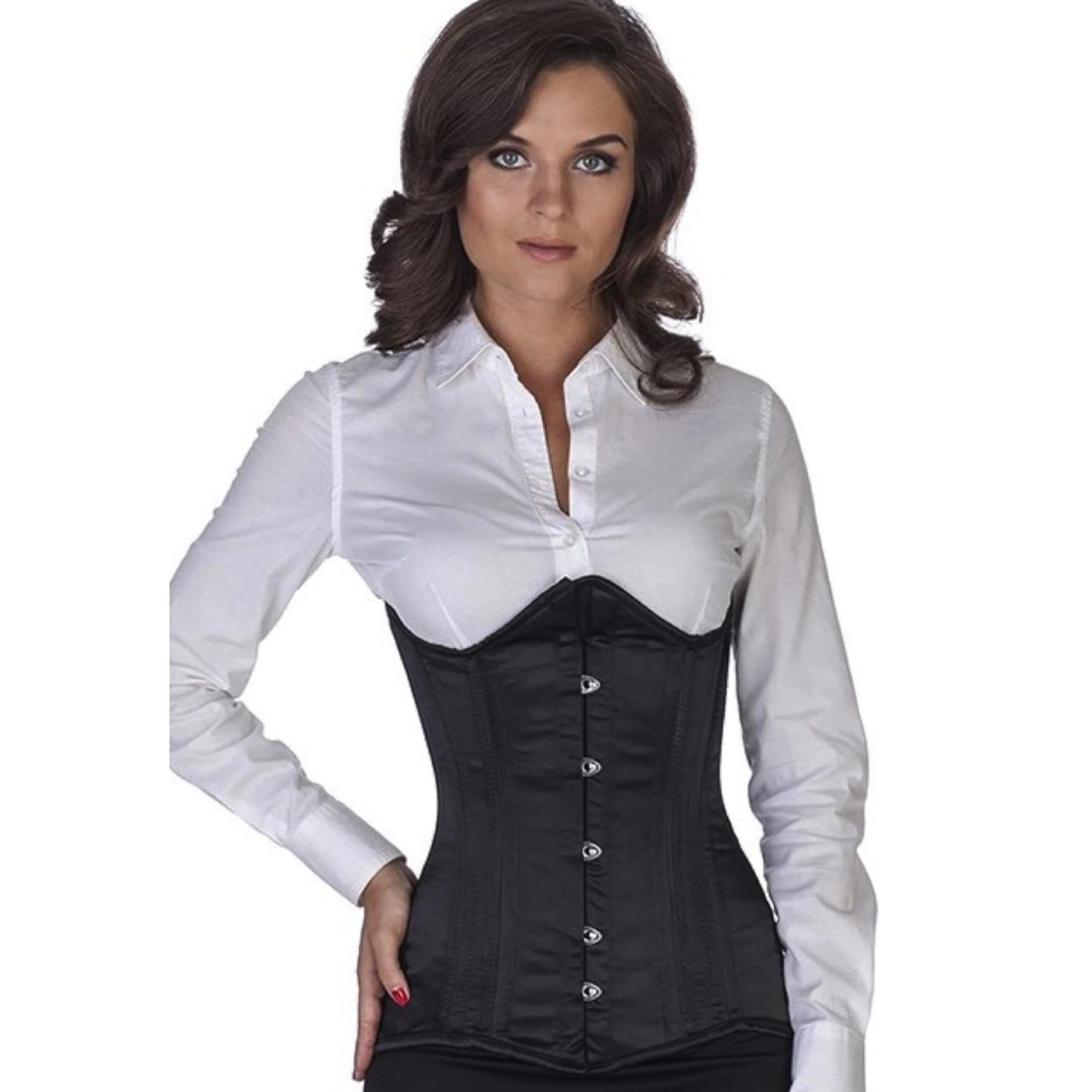 Corset en satin sous-poitrine haut incurvé noir Modelo a usar o corset underbust de pele com rebites para redução de cintura – vista de frente